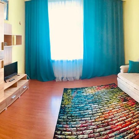 Apartaments On Pavlovskaya 8 Harkov Kültér fotó